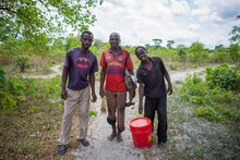 Load image into Gallery viewer, Luscious Lip’s Organic Honeybalm Beeswax Lip Balm