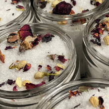Load image into Gallery viewer, Tranquil Bath's Sea Salt Lavender Rose Natural Bath Soak in Glass Jar - 8 oz