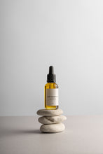 Load image into Gallery viewer, Flawless Skin&#39;s Nourishing Organic Avocado Face Oil - 30 ml
