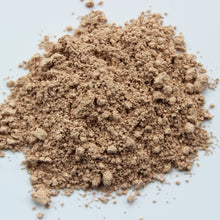 Load image into Gallery viewer, Glowing Face&#39;s Vegan Mineral Powder Foundation in Fair - Refillable Tin - 10g
